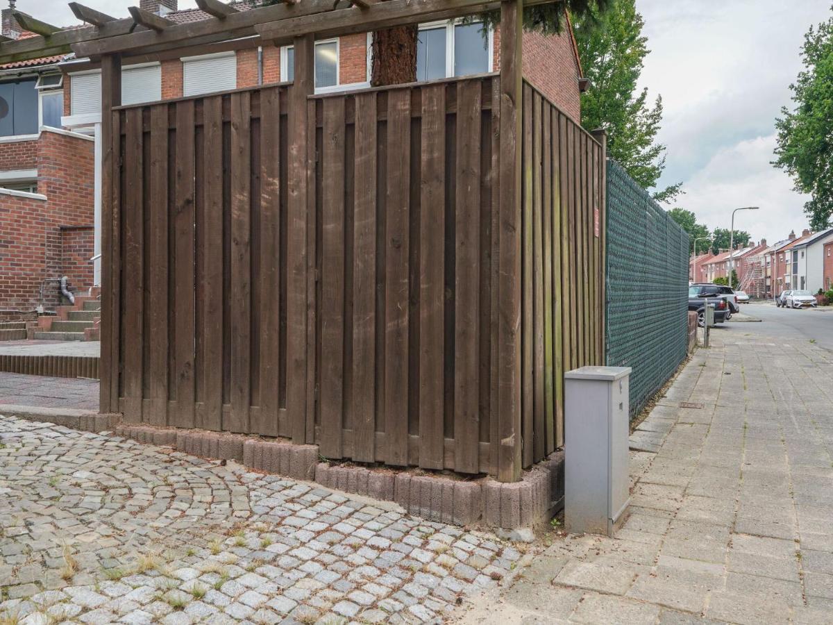 Terraced House In Kerkrade With A Garden Villa Exterior photo